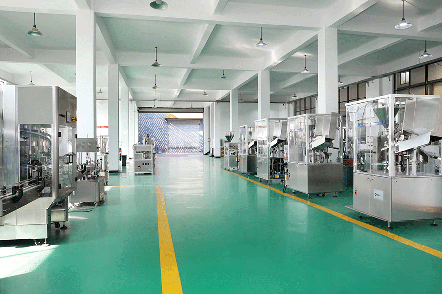 灌裝設(shè)備車間 灌裝設(shè)備車間